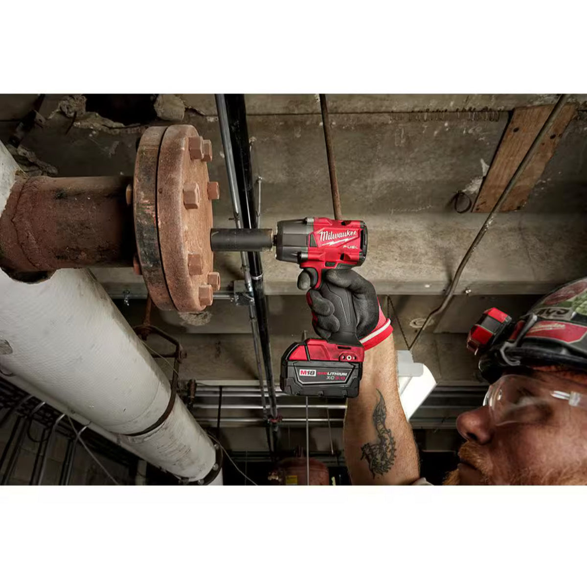 Milwaukee 2960-20 Professional Cordless 3/8 in. Mid Torque Impact Wrench with Compact 6 in. Design