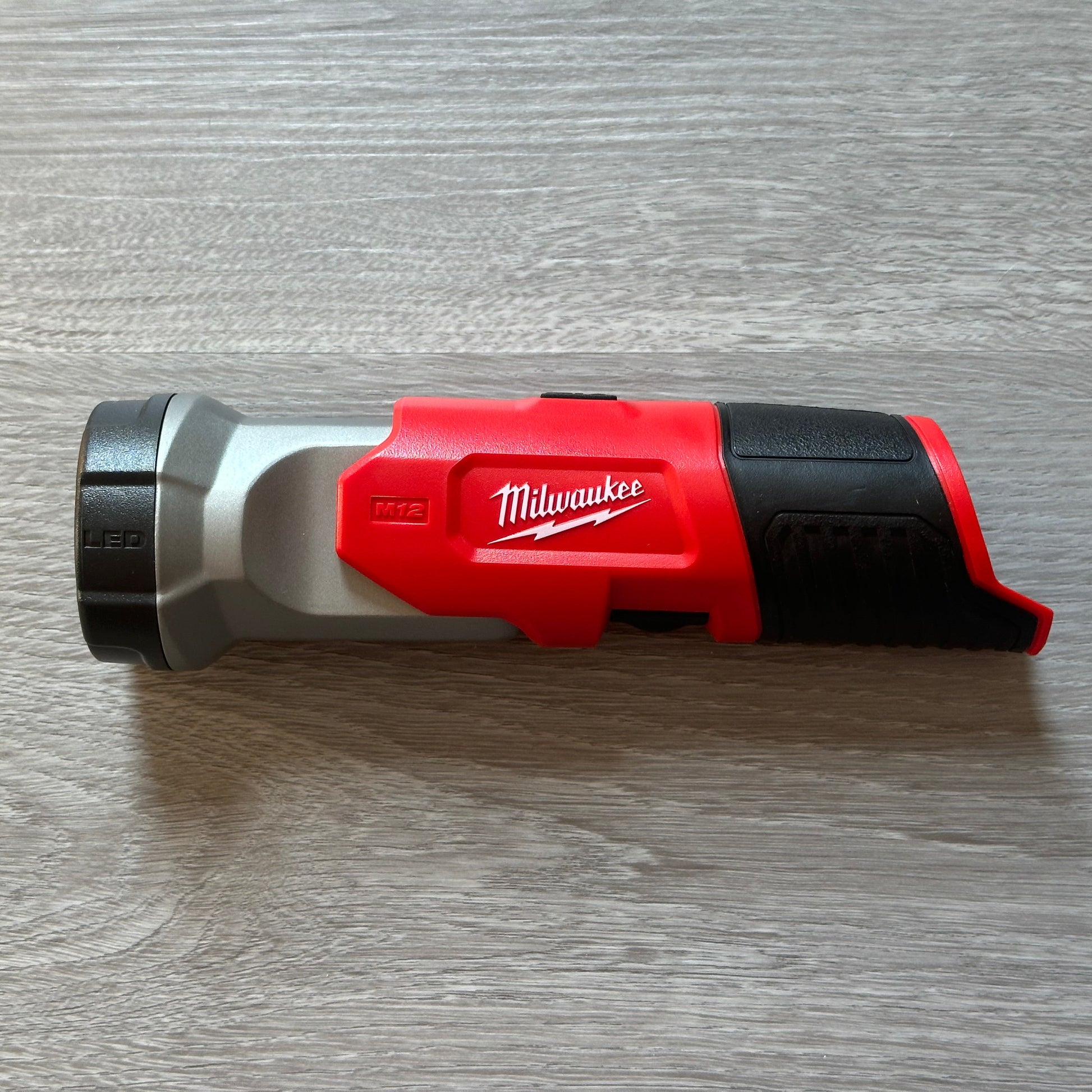 Milwaukee M12 TRUEVIEW Work Flashlight