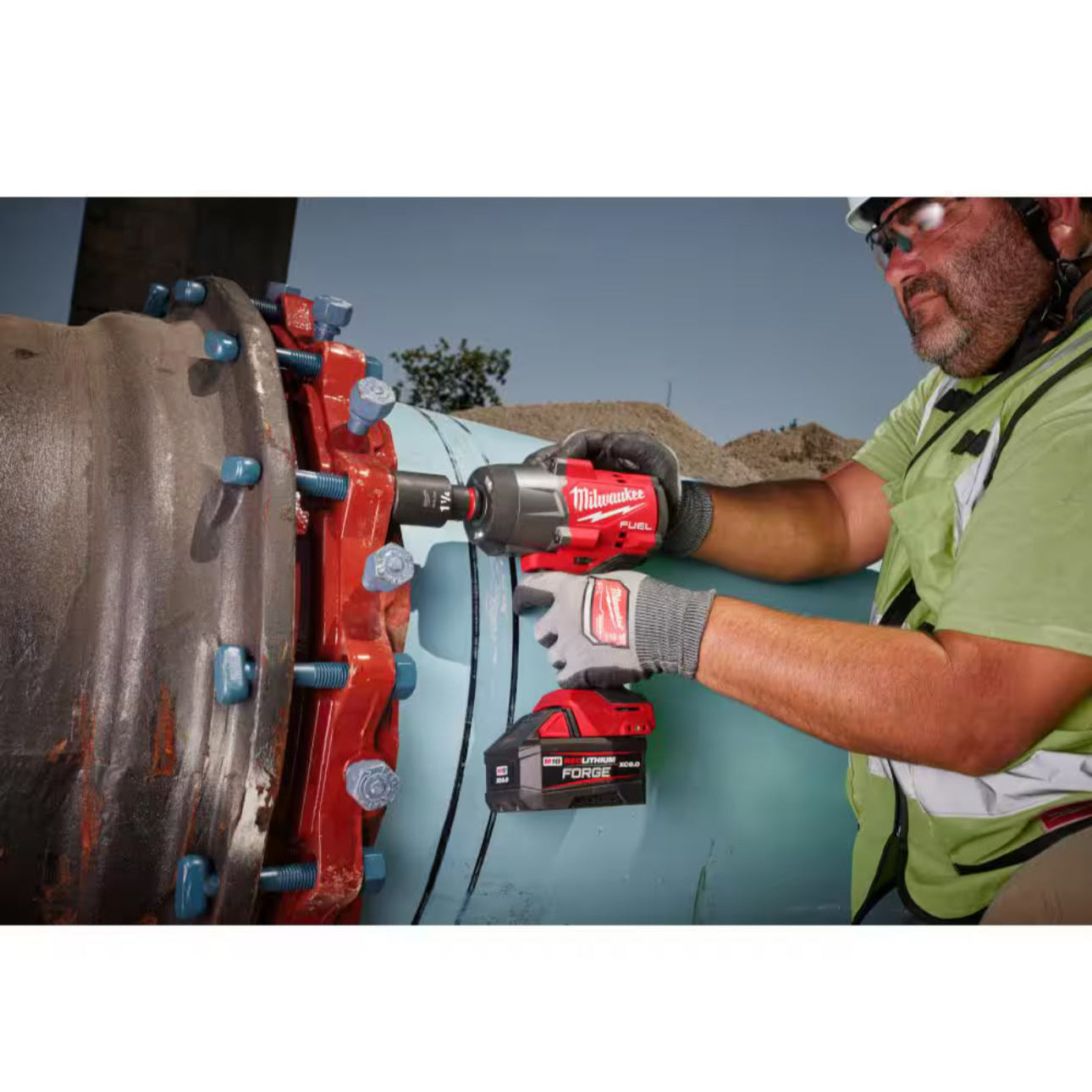 Milwaukee M18 FUEL 2967-20 Cordless 1/2 in. Impact Wrench Compatible with All M18 Batteries