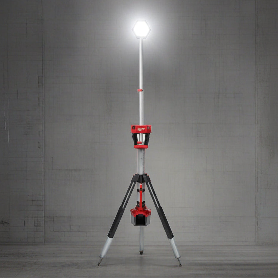 Milwaukee M18 TRUEVIEW LED Tower Light